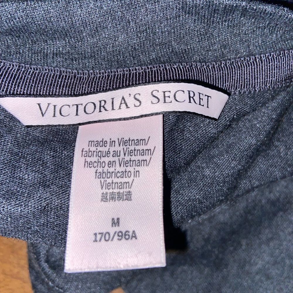 Victoria's Secret Navy Blue Short Sleeve Tee with White VS Logo - Picture 4 of 4